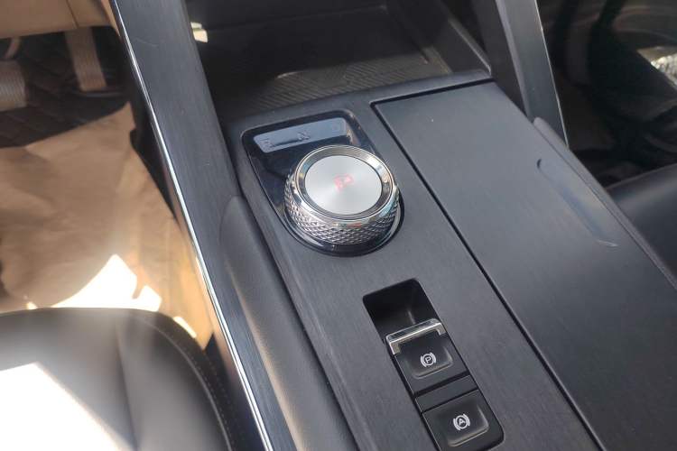 Used Haval H6 New Energy 2023 DHT-PHEV 110KM Enjoyment Edition Gear Lever