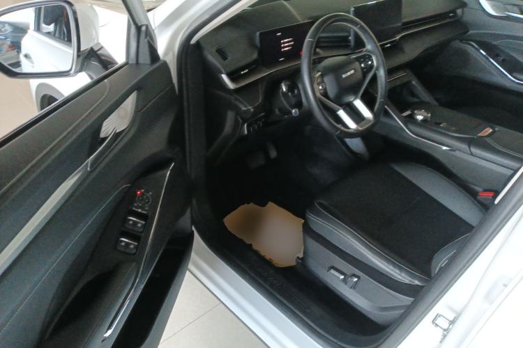Used Haval H6 New Energy 2023 DHT-PHEV 110KM Enjoyment Edition Interior 3
