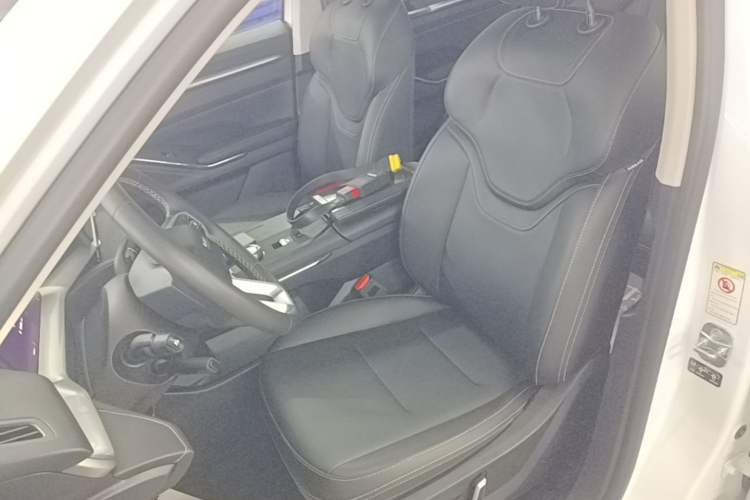 Used Haval H6 New Energy 2023 DHT-PHEV 110KM Enjoyment Edition Left Front Seat