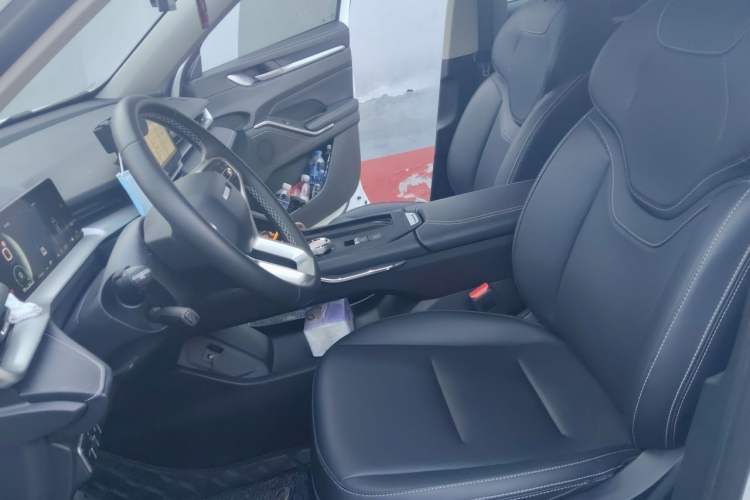 Used Haval H6 New Energy 2023 DHT-PHEV 110KM Long-Range Edition Left Front Seat
