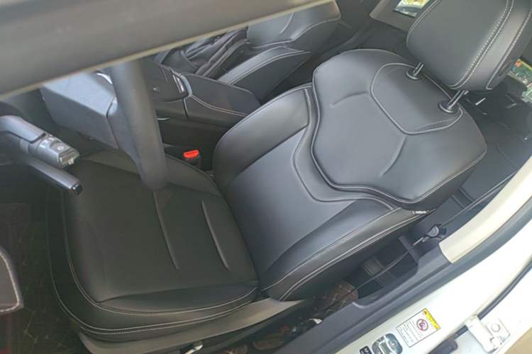 Used Haval H6 New Energy 2023 DHT-PHEV 110KM Enjoyment Edition Left Front Seat