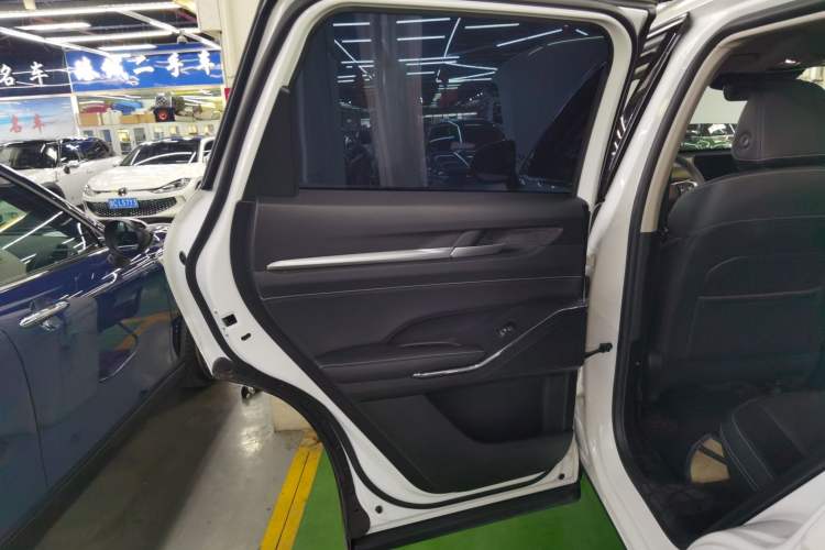 Used Haval H6 New Energy 2023 DHT-PHEV 55KM Enjoyment Edition Left Rear Door Interior