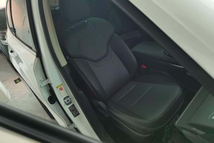 Used Haval H6 New Energy 2023 DHT-PHEV 110KM Enjoyment Edition Right Front Seat