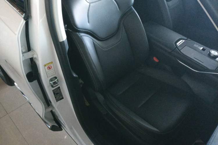 Used Haval H6 New Energy 2023 DHT-PHEV 110KM Enjoyment Edition Right Front Seat