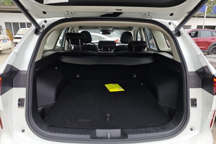 Used Haval H6 New Energy 2023 DHT-PHEV 110KM Long-Range Edition Trunk