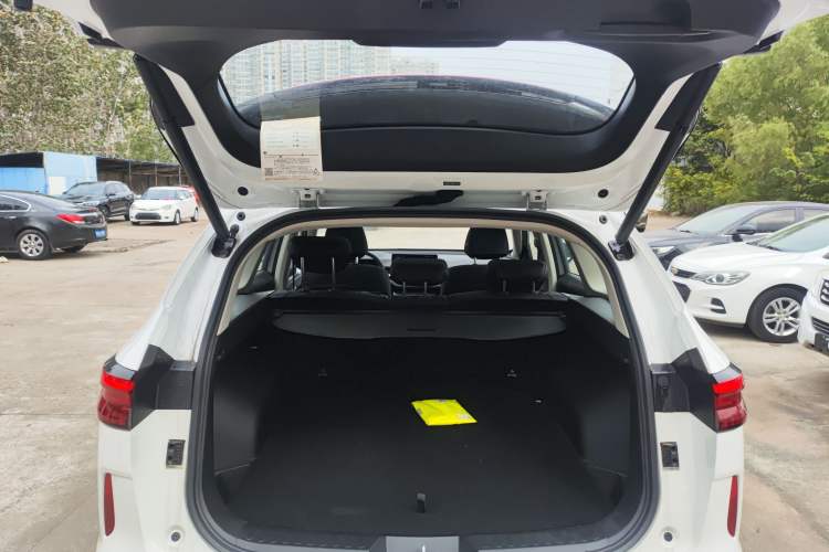 Used Haval H6 New Energy 2023 DHT-PHEV 110KM Long-Range Edition Trunk