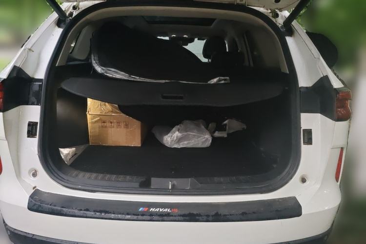 Used Haval H6 New Energy 2023 DHT-PHEV 110KM Long-Range Edition Trunk