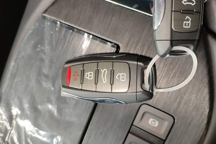 Used Haval H6 New Energy 2023 DHT-PHEV 110KM Long-Range Edition Vehicle Key