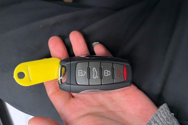 Used Haval H6 New Energy 2023 DHT-PHEV 110KM Long-Range Edition Vehicle Key