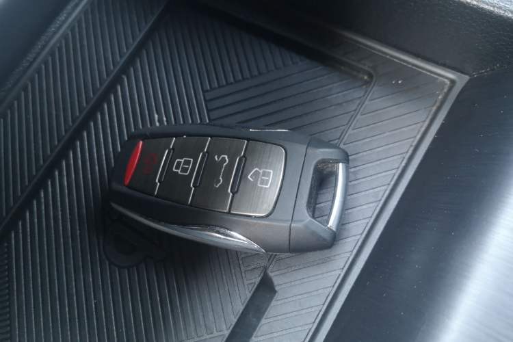 Used Haval H6 New Energy 2023 DHT-PHEV 110KM Enjoyment Edition Vehicle Key