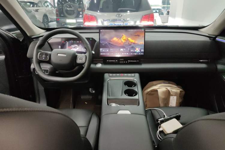 Used Haval H6L 2026 Model 2.0T Max Center Console