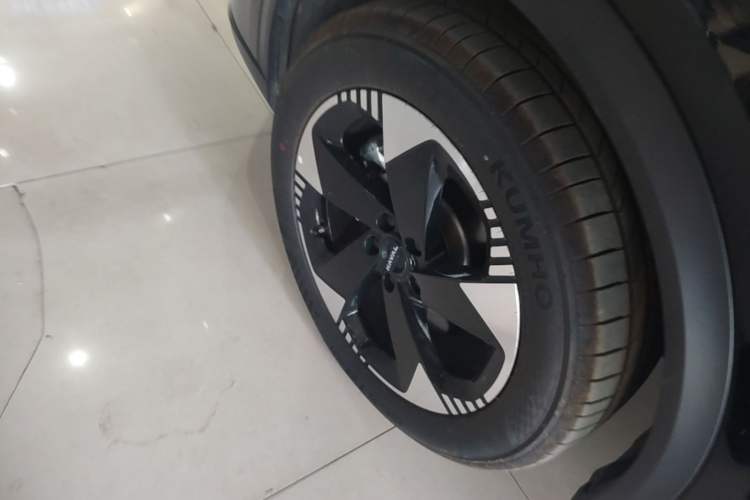 Used Haval H6L 2026 Model 2.0T Max Left Front Wheel Hub
