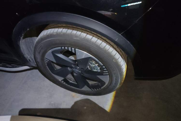 Used Haval H6L 2026 Model 2.0T Ultra Right Front Wheel Hub