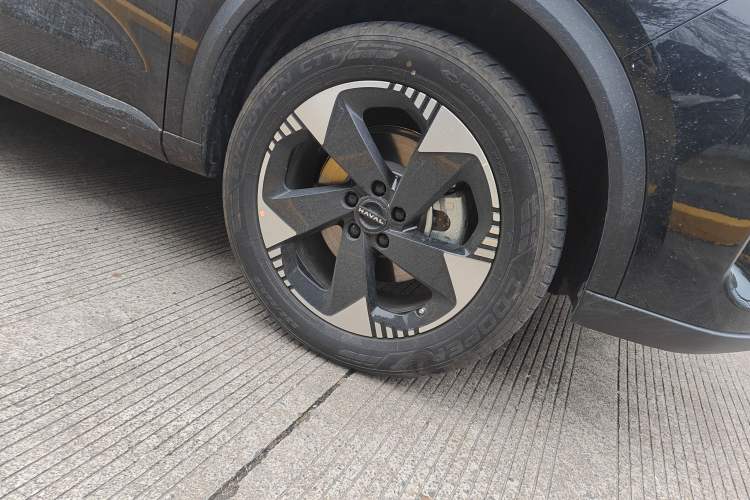 Used Haval H6L 2026 Model 1.5T Max Right Front Wheel Hub