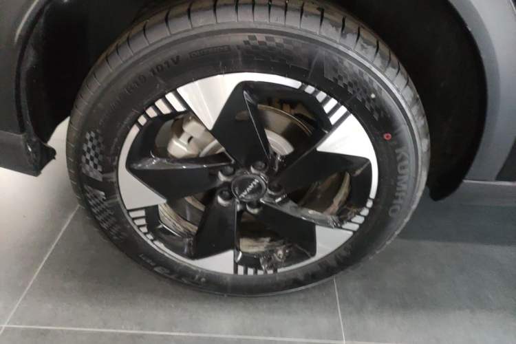 Used Haval H6L 2026 Model 2.0T Max Right Rear Wheel Hub