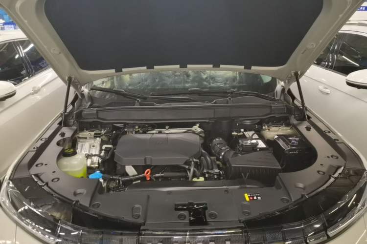 Used Haval H6L 2026 Model 2.0T Max Engine Bay