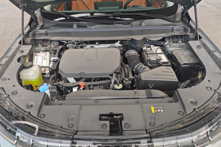 Used Haval H6L 2026 Model 2.0T Ultra Engine Bay