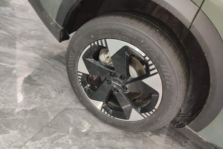 Used Haval H6L 2026 Model 2.0T Ultra Right Rear Wheel Hub
