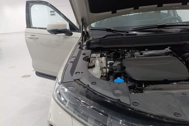 Used Haval H6L 2026 Model 1.5T Max Engine Bay Right