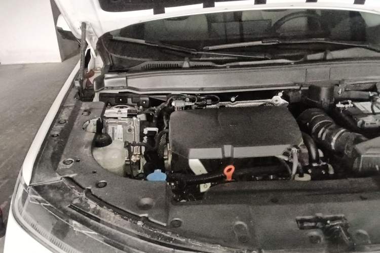 Used Haval H6L 2026 Model 2.0T Ultra Engine Bay Right