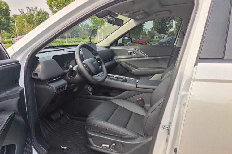 Used Haval H6L 2026 Model 1.5T Max Interior 3