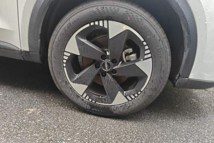 Used Haval H6L 2026 Model 1.5T Max Right Front Wheel Hub
