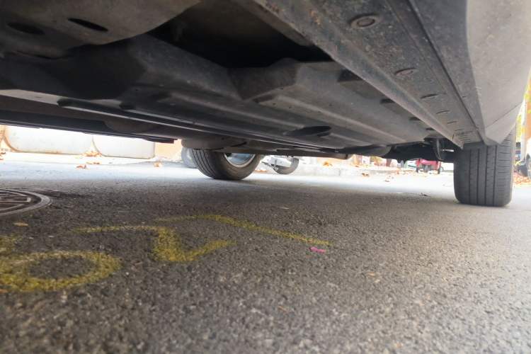 Used Haval H6S 2022 2.0T Two-Wheel Drive ZhiRun Version Chassis Front Left