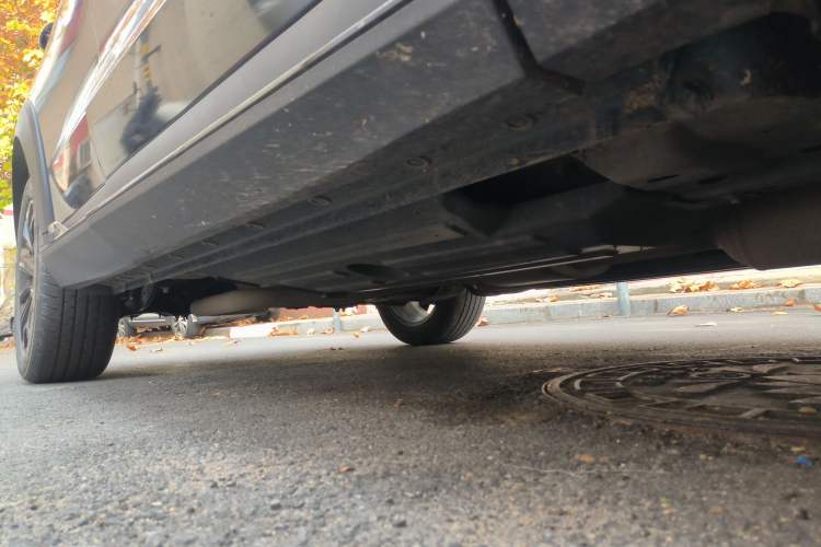 Used Haval H6S 2022 2.0T Two-Wheel Drive ZhiRun Version Chassis Front Right