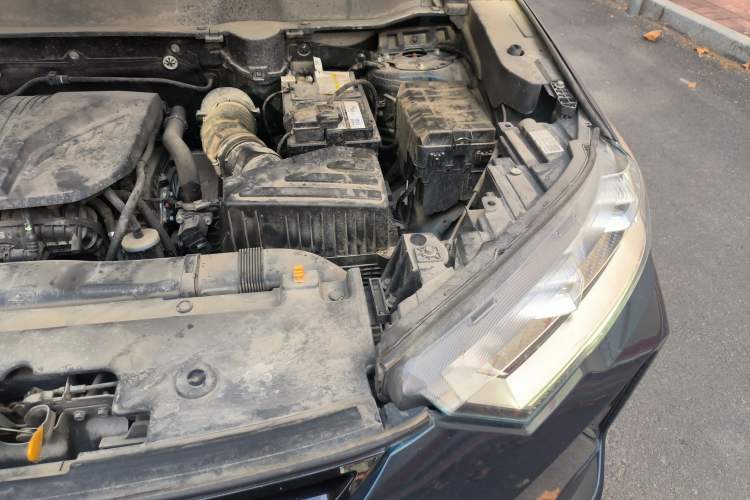 Used Haval H6S 2022 2.0T Two-Wheel Drive ZhiRun Version Engine Bay Left