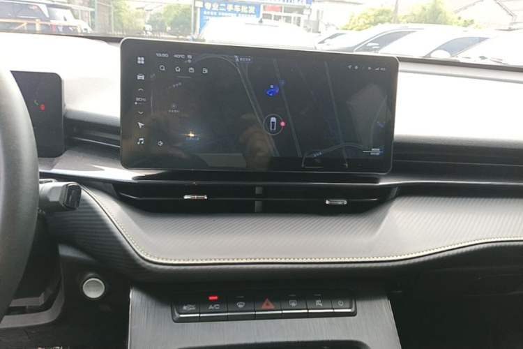 Used Haval H6S 2022 2.0T Two-Wheel Drive ZhiRun Version Audio And AC Panel
