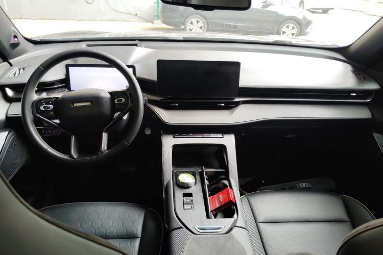 Used Haval H6S 2022 2.0T Two-Wheel Drive ZhiRun Version Center Console