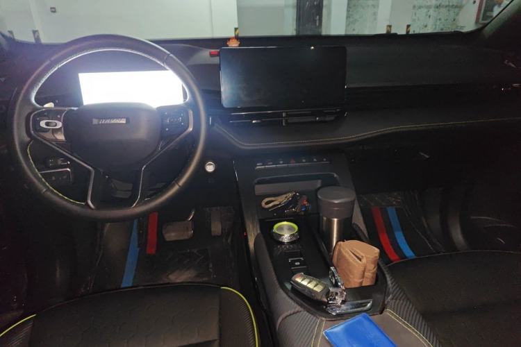 Used Haval H6S 2022 2.0T Two-Wheel Drive ZhiRun Version Center Console