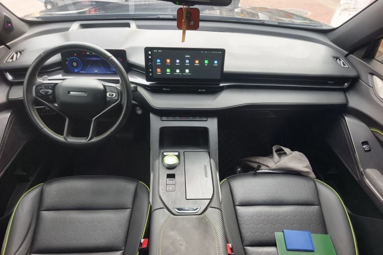 Used Haval H6S 2022 2.0T All-Wheel-Drive Trendy Sports Edition Center Console