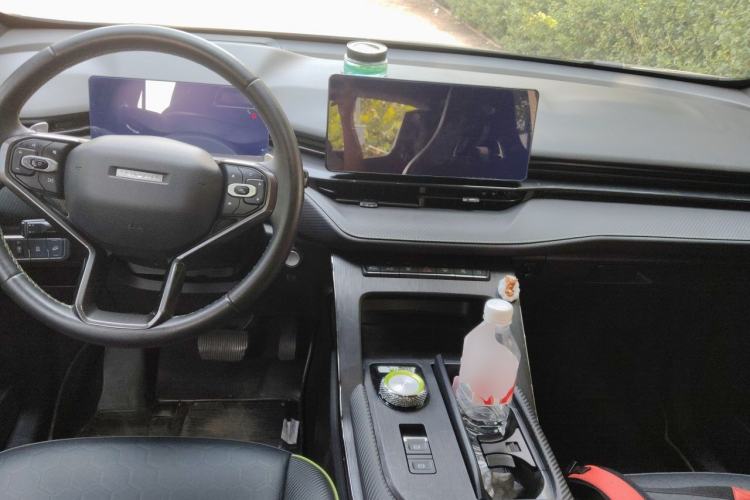Used Haval H6S 2022 2.0T Two-Wheel Drive ZhiRun Version Center Console