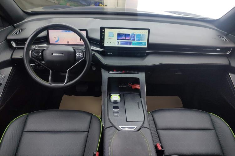 Used Haval H6S 2022 2.0T Two-Wheel Drive JoyRun Version Center Console