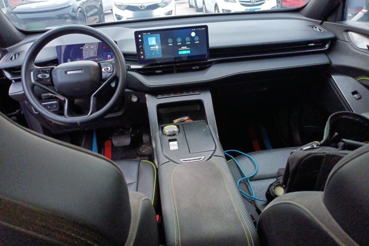 Used Haval H6S 2022 1.5T DHT Joyride Edition Center Console