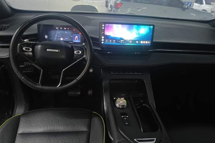 Used Haval H6S 2022 2.0T Two-Wheel Drive JoyRun Version Center Console