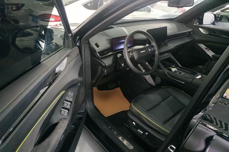 Used Haval H6S 2022 2.0T Two-Wheel Drive ZhiRun Version Driver Seat