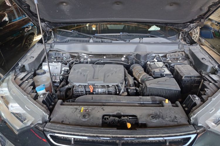 Used Haval H6S 2022 2.0T Two-Wheel Drive ZhiRun Version Engine Bay