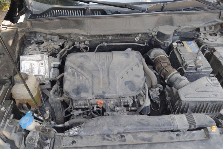 Used Haval H6S 2022 2.0T Two-Wheel Drive ZhiRun Version Engine Bay