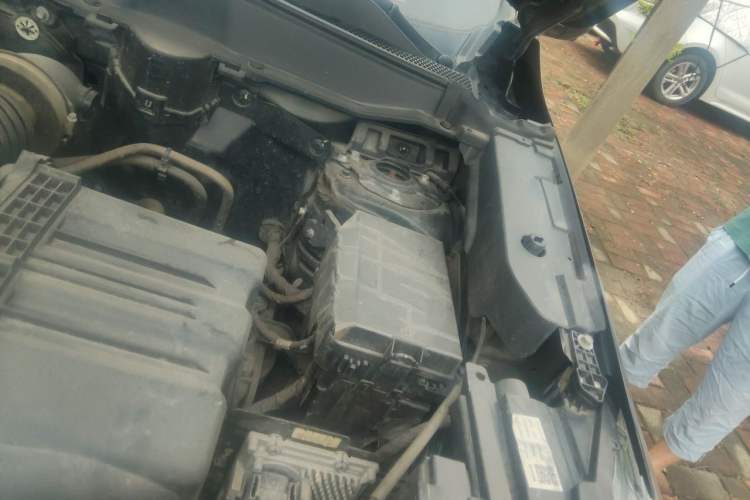 Used Haval H6S 2022 1.5T DHT ZhiRun Edition Engine Bay Left