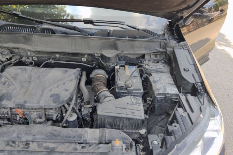 Used Haval H6S 2022 2.0T Two-Wheel Drive ZhiRun Version Engine Bay Left