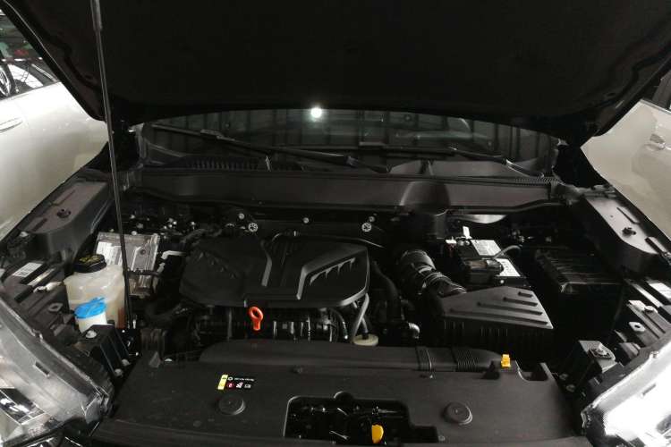 Used Haval H6S 2022 2.0T Two-Wheel Drive ZhiRun Version Engine Bay