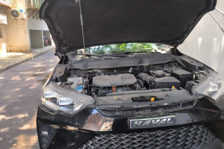 Used Haval H6S 2022 2.0T Two-Wheel Drive JoyRun Version Engine Bay Right