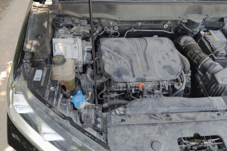 Used Haval H6S 2022 2.0T Two-Wheel Drive ZhiRun Version Engine Bay Right