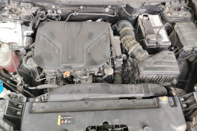 Used Haval H6S 2022 2.0T Two-Wheel Drive ZhiRun Version Engine Bay