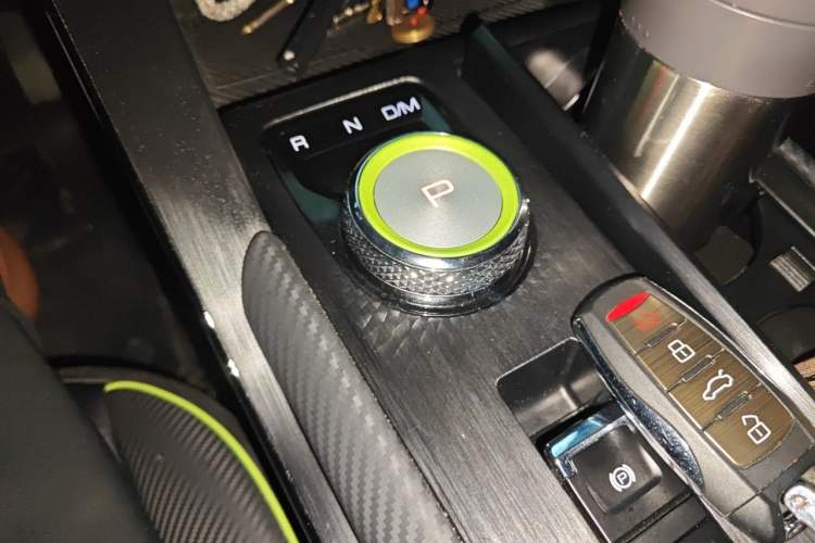 Used Haval H6S 2022 2.0T Two-Wheel Drive ZhiRun Version Gear Lever