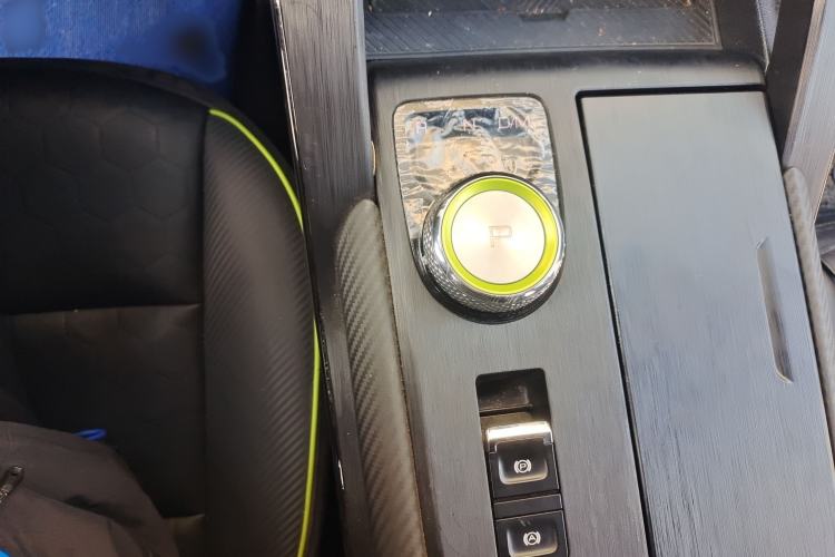 Used Haval H6S 2022 2.0T Two-Wheel Drive JoyRun Version Gear Lever