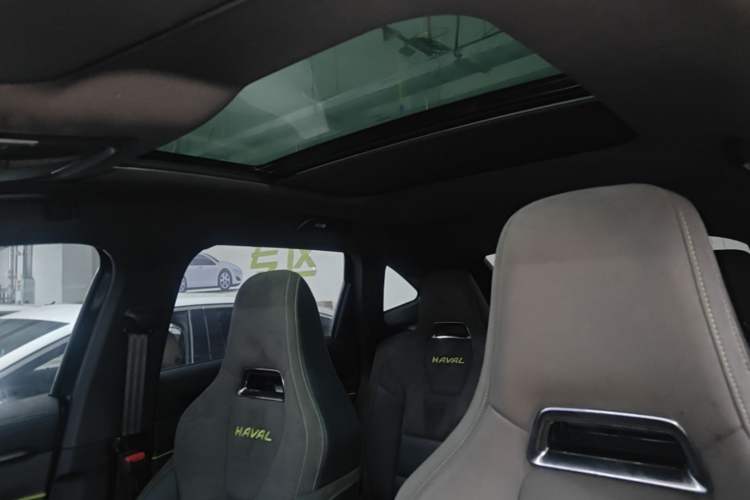 Used Haval H6S 2022 2.0T Two-Wheel Drive JoyRun Version Headliner