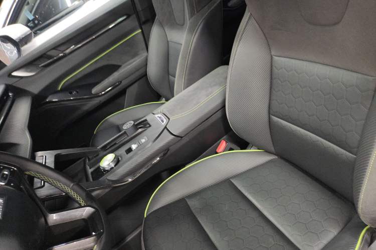 Used Haval H6S 2022 2.0T Two-Wheel Drive JoyRun Version Left Front Seat